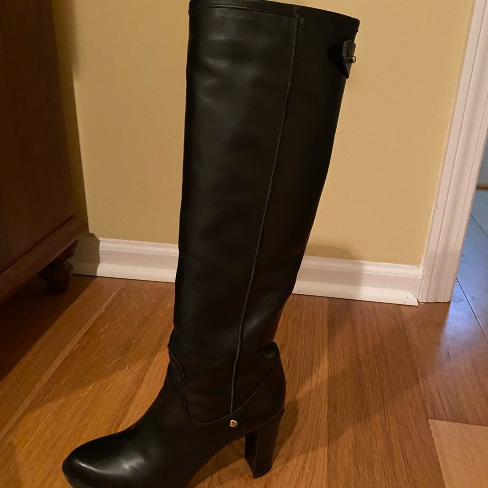 Beautiful black Stuart Weismann